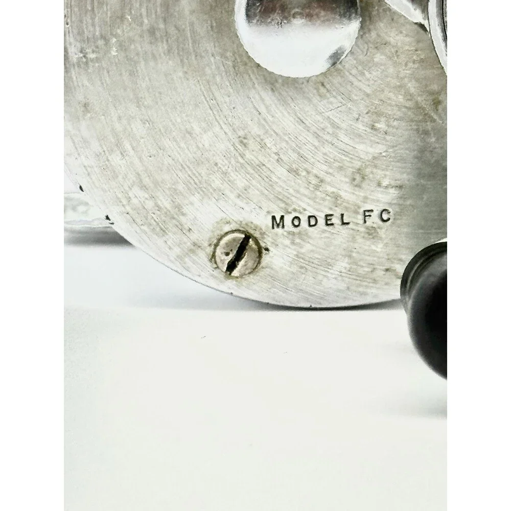 Vintage Shakespeare Direct Drive Model FC No. 1950 Made In USA Fishing Reel